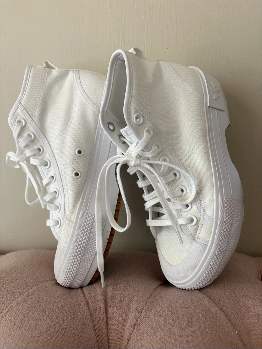 adidas Nizza Trek NWOB White High-Top Platform Canvas Sneakers -Sz 7